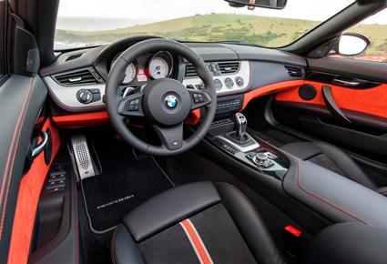 سرعة راحة وعصريّة: صفات تجعل BMW Z4 الأكثر جاذبية في فئتها